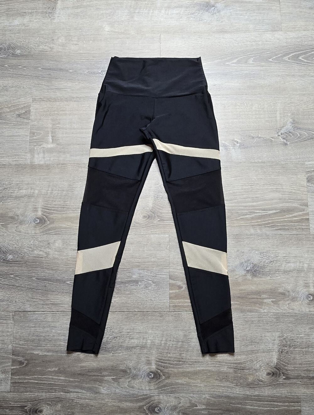 Onzie Shiny High Waisted Leggings Yoga Activewear Black/Beige Size S/M